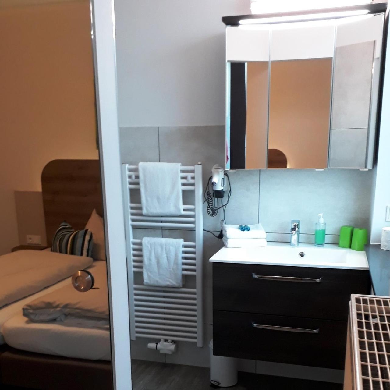 Hotel M24 - Alle Zimmer Mit Kuechenzeile Vechta Esterno foto